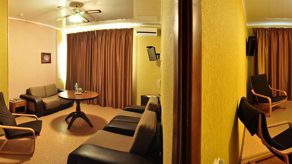 Hotel An-2 Kharkiv Luaran gambar
