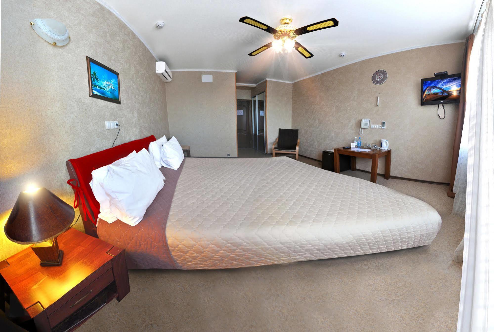 Hotel An-2 Kharkiv Luaran gambar