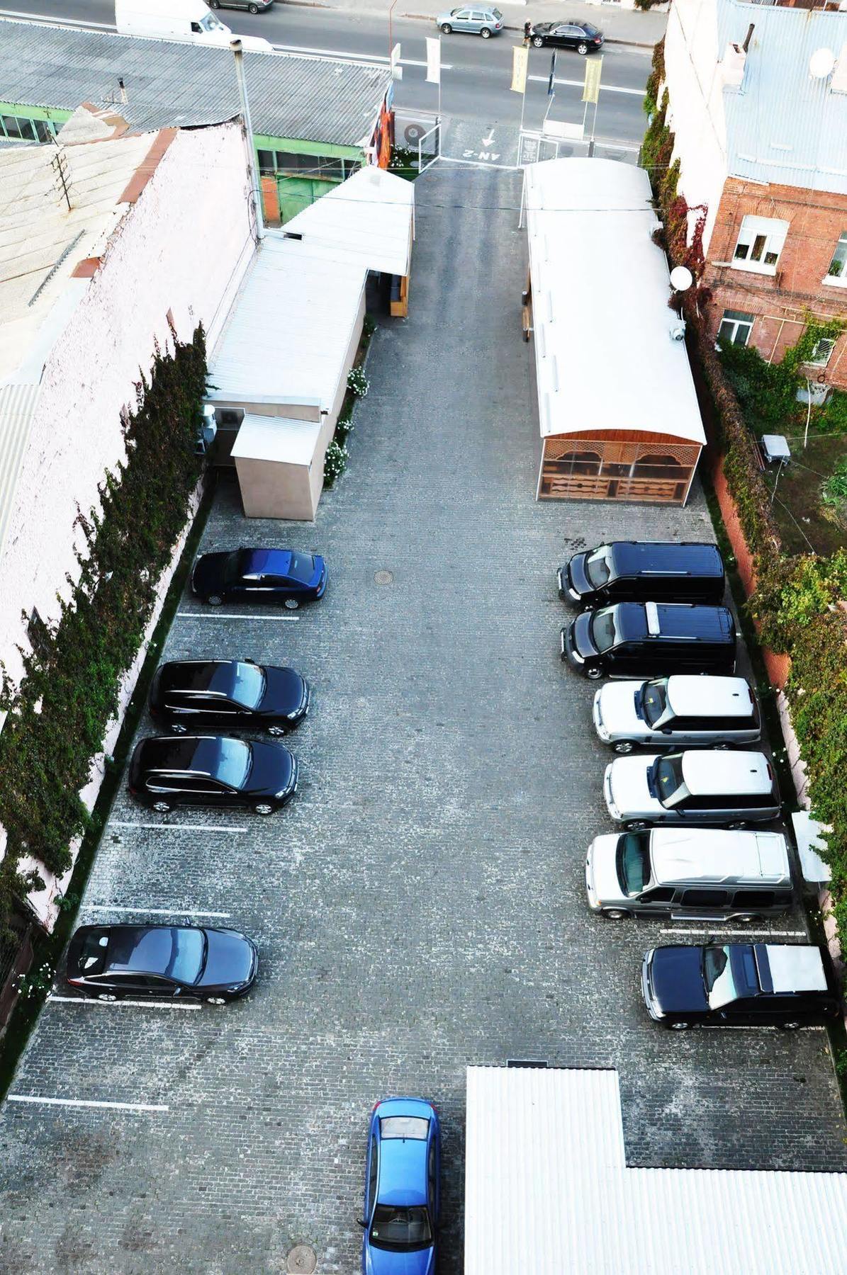 Hotel An-2 Kharkiv Luaran gambar